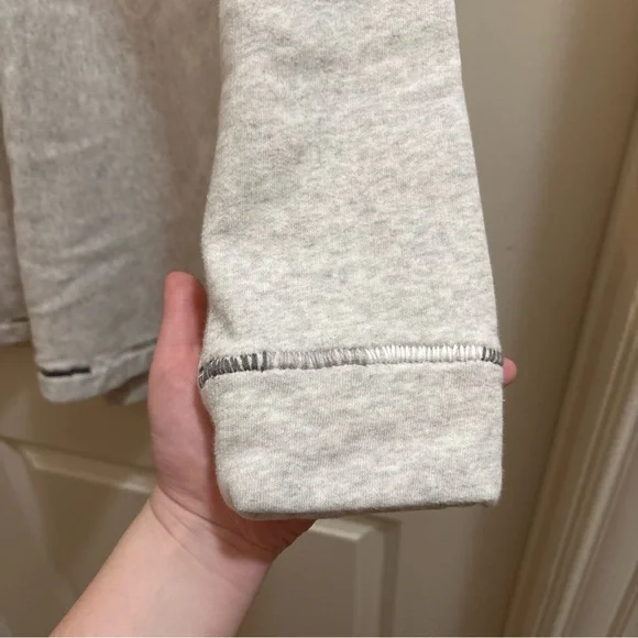 Soft Surroundings Gray Fleece Lined Embroidered V-neck Pullover Sweater Medium - Picture 4 of 7